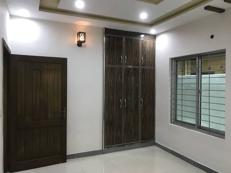 5 Marla Good Condition House For Rent In Dha 11 24