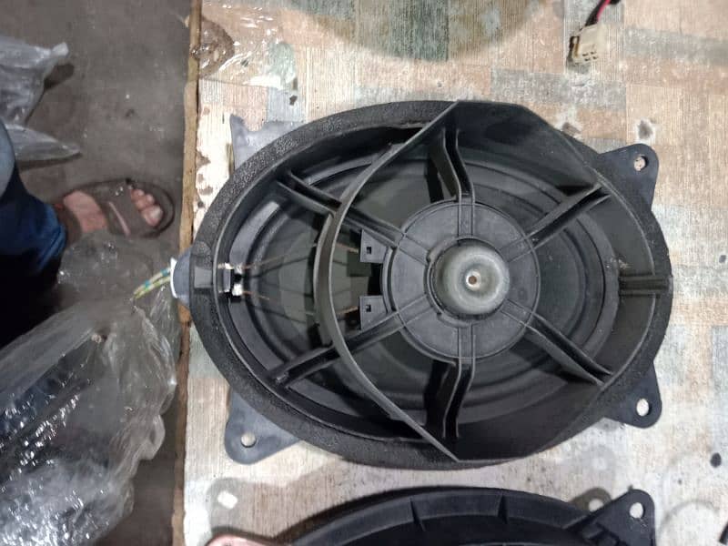 Toyota Prius original speaker  1800 2