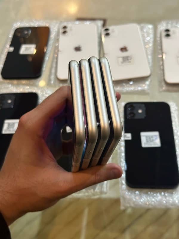 IPHONE 11 JV 64GB IPHONE 12 JV 64GB IPHONE 13 JV 128GB 6