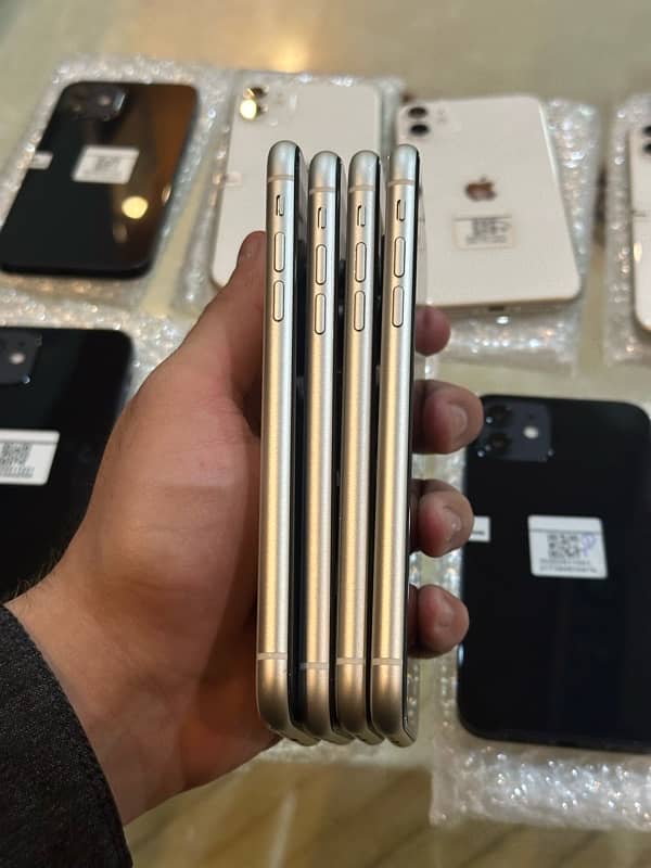 IPHONE 11 JV 64GB IPHONE 12 JV 64GB IPHONE 13 JV 128GB 7