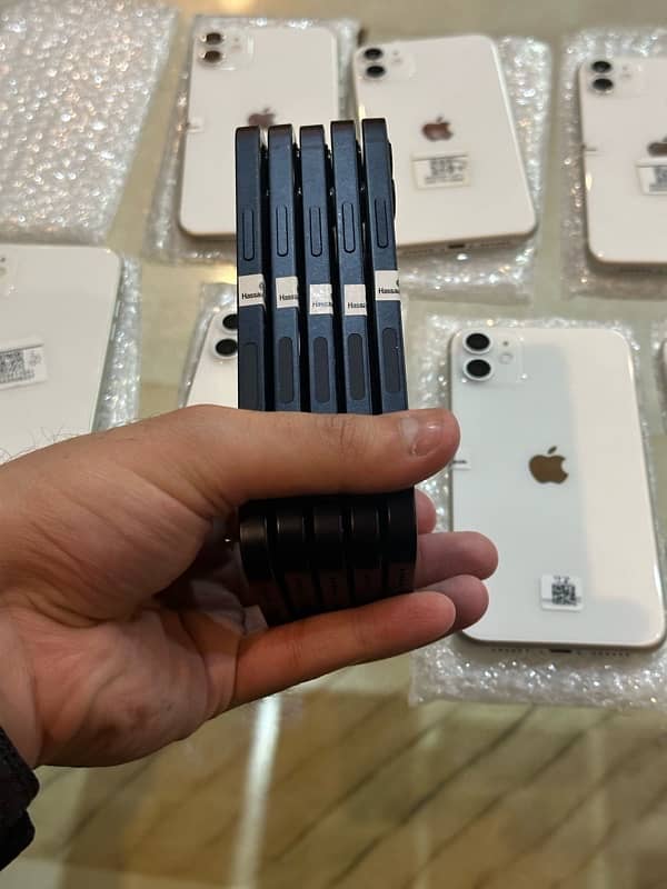 IPHONE 11 JV 64GB IPHONE 12 JV 64GB IPHONE 13 JV 128GB 10