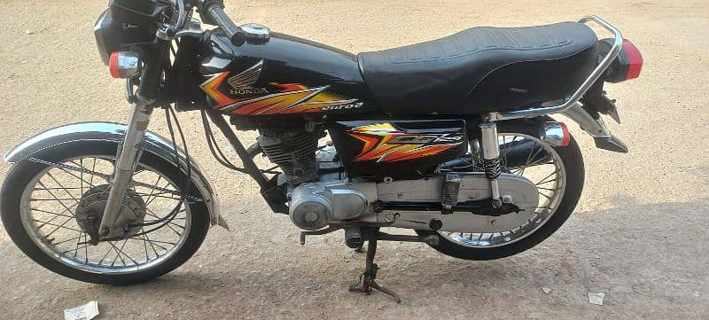 2021 model month 6 bilkul geniun bike he 03102062875 0