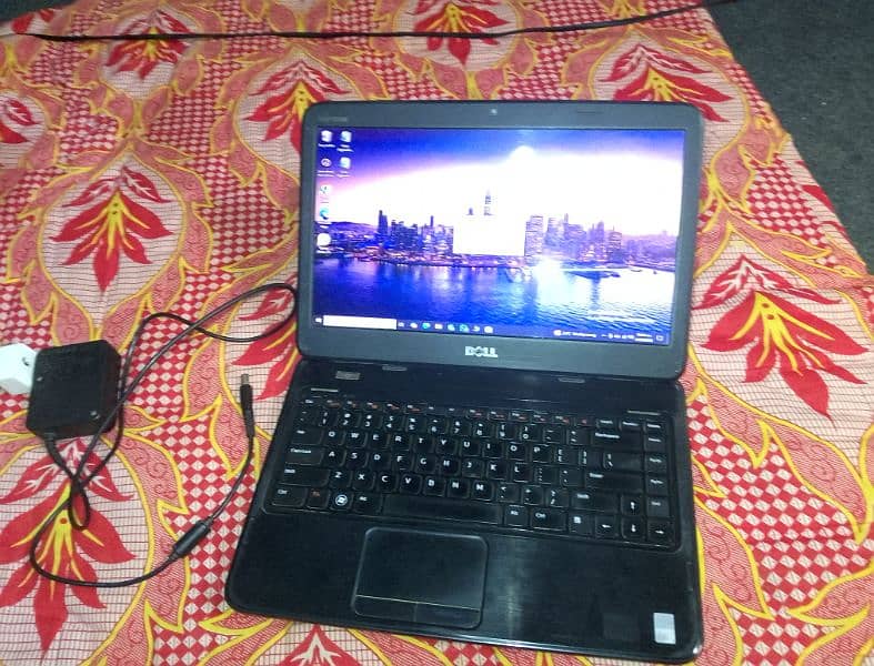 Dell laptop 0