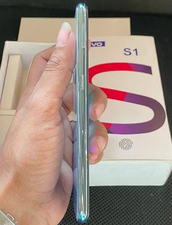 Vivo S1 8 256GB Patched But Life Time Siml Working Guarantee . 4