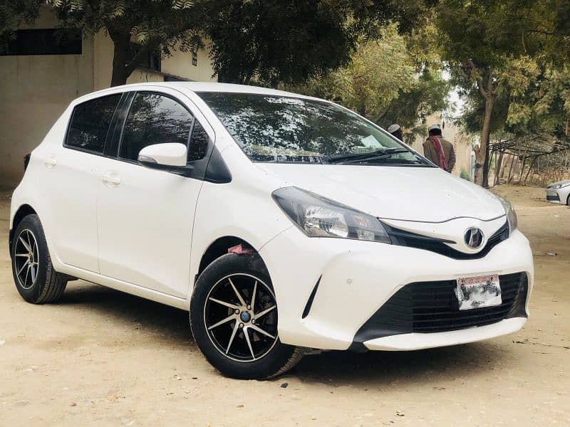 Toyota Vitz 2016 0