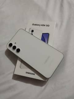 Samsung Galaxy a54 5G 8/256 Condition 10 by 10  Complete box