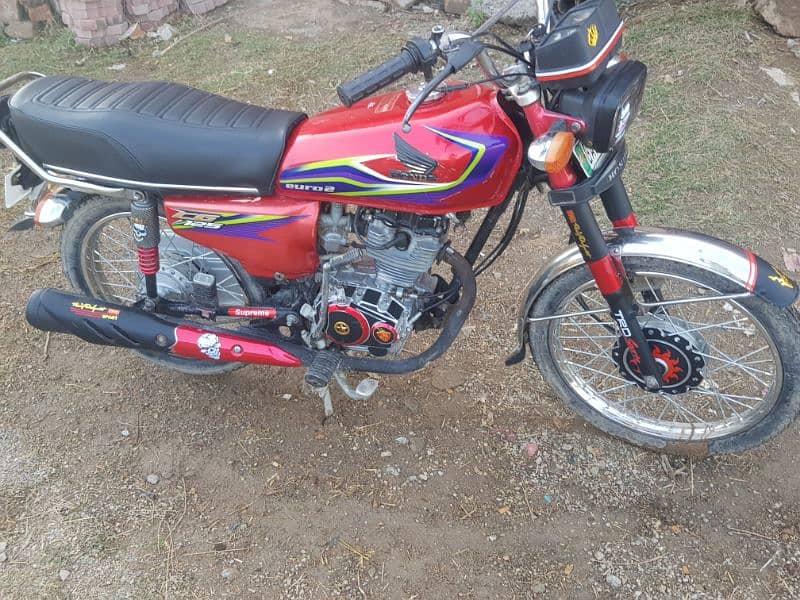 honda cg 125 for sale  Punjab number  17 model 0