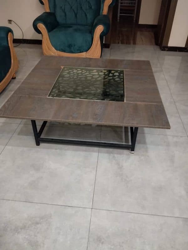 Modern Center Table 0