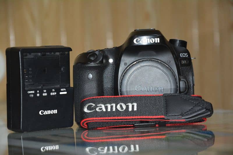 Canon 80d only body 10/10 condition available 9