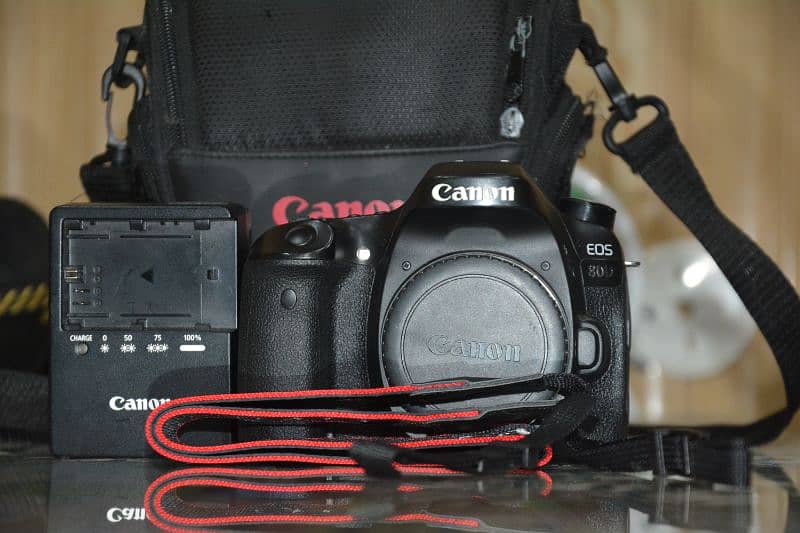 Canon 80d only body 10/10 condition available 12