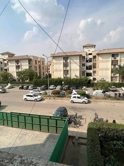 VIP FLAT FOR SALE PHA HOUSING scheem Block 10 Gulistan e johar 8