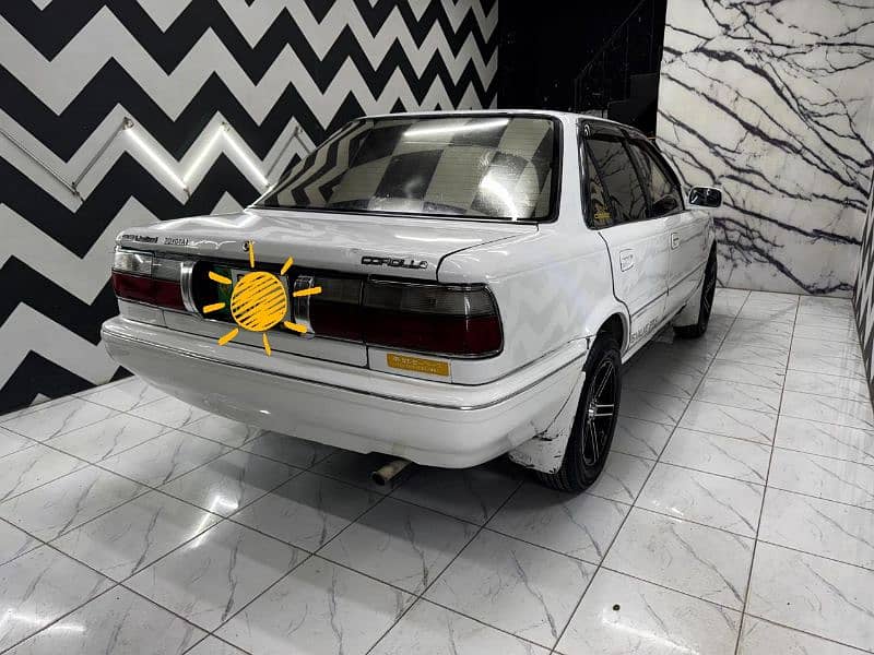 Toyota Corolla 1992 3