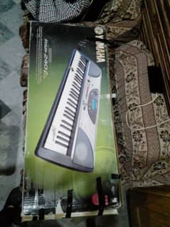 Yamaha psr 240 box pack