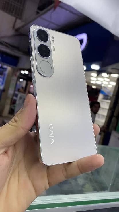 Vivo Y200 0