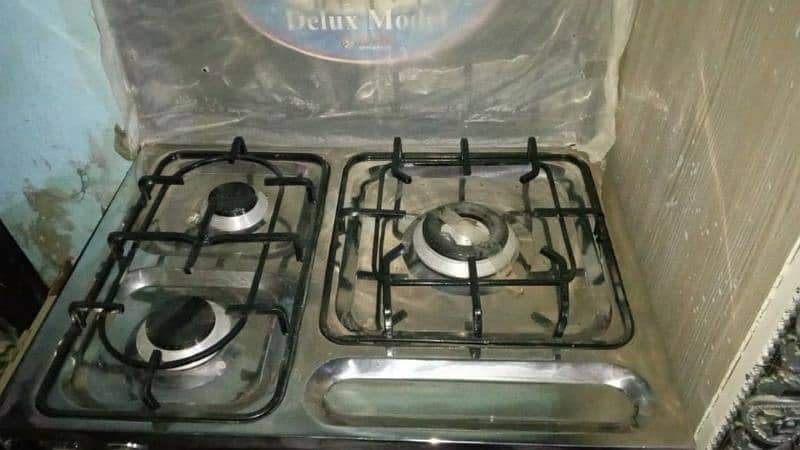 OV GAS STOVE WITH OVEN 3