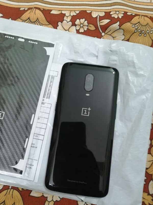 oneplus 6t 8/128 4