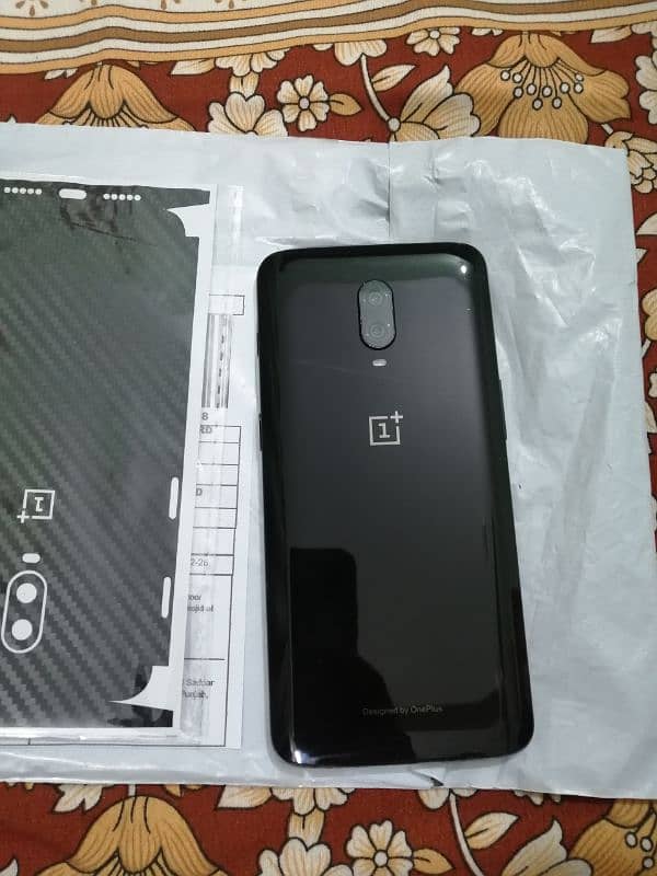 oneplus 6t 8/128 5