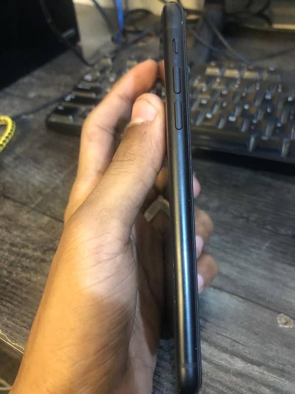 IPhone XR nonpta 4