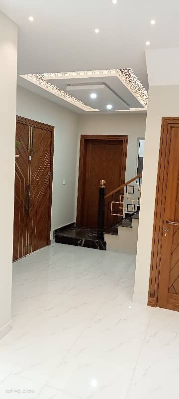 Kanal Luxury Upper Portion Available For Rent 6