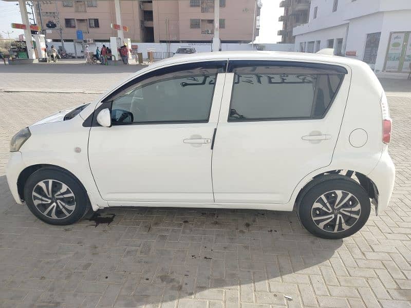 Toyota Passo 2012 3