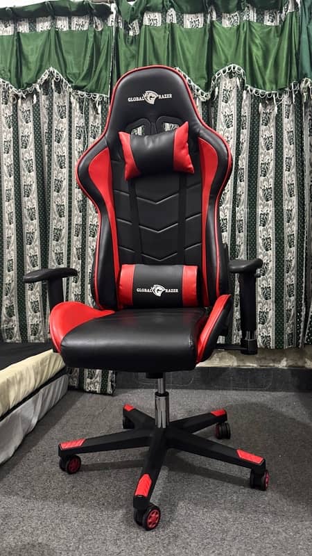 Global Razer Gaming Chair - Black & Red 1