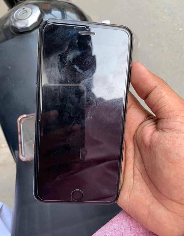 iPhone 7 Plus 32GB PTA provided 1