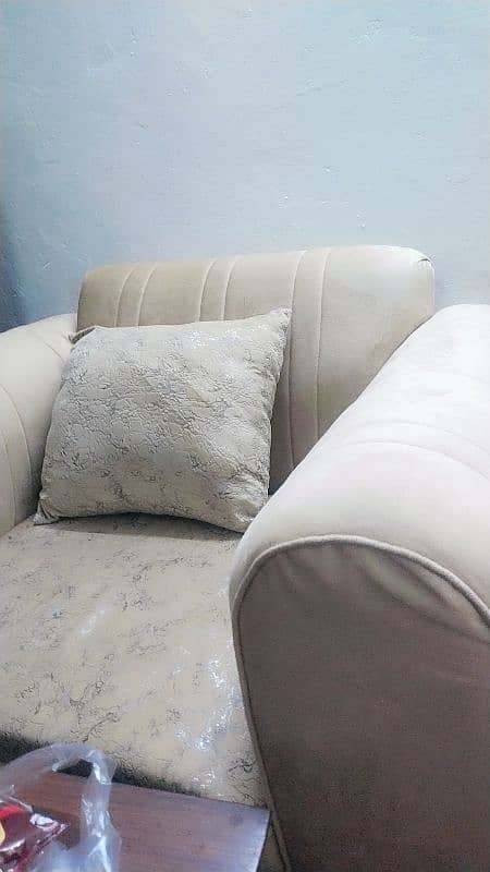 1 seater sofa for sale 1