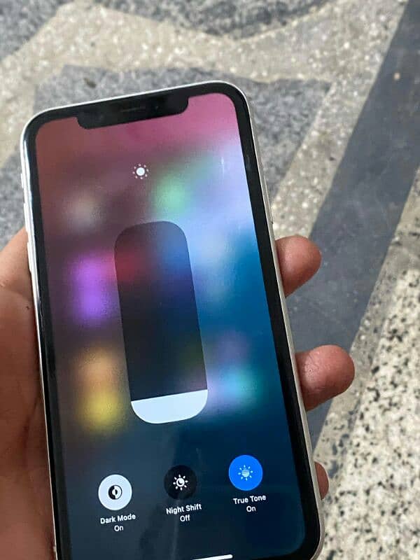 Iphone XR  mint condition 2