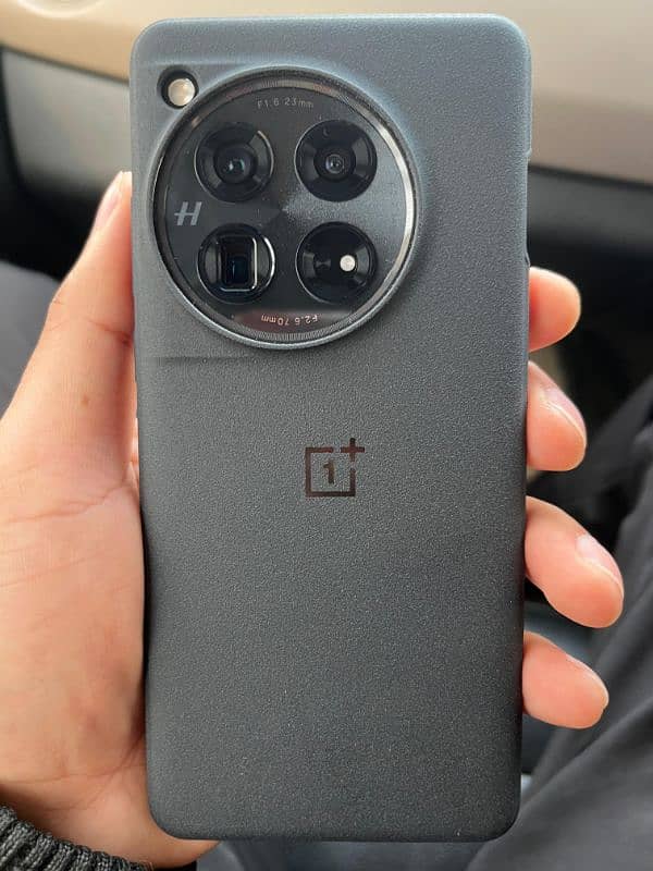 OnePlus 12 1