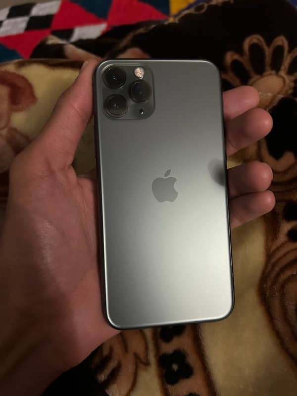 iPhone 11 Pro 0