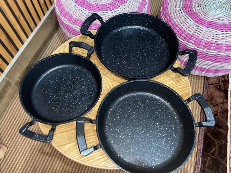 3 Nonstick Pan Set (Made in Turkey) 2