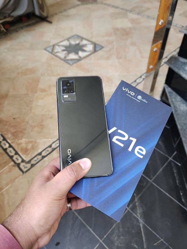 vivo v21e 1