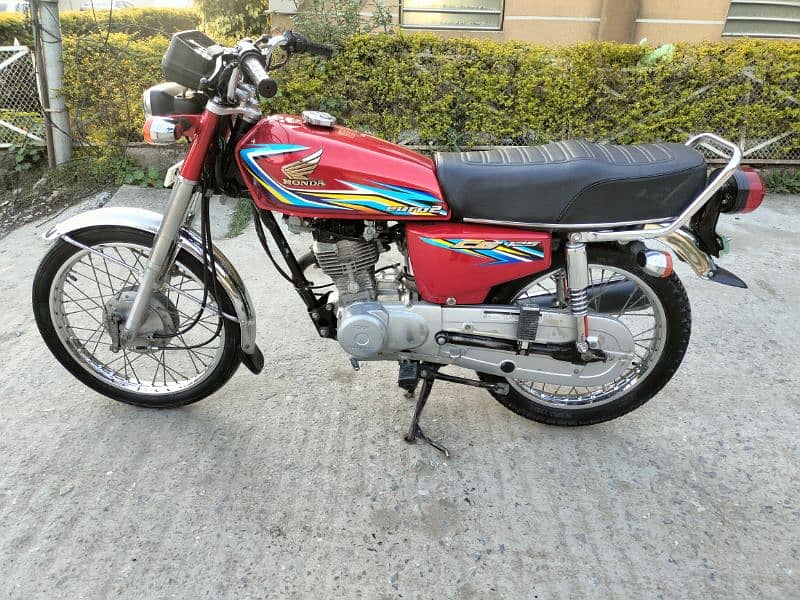 Honda CG125 model 2018 Rawalpindi number 03341511728 8