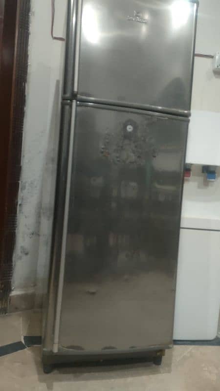 Dawlance mini fridge urgent sale 9