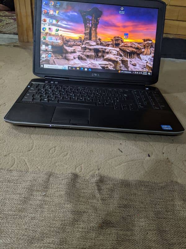 Dell Latitude 5530 Core i5 8/512 SSD 2