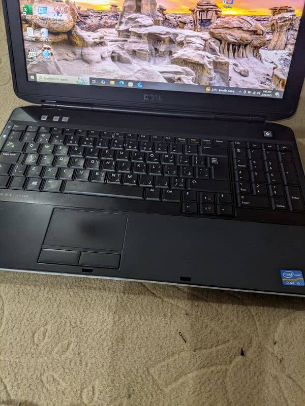 Dell Latitude 5530 Core i5 8/512 SSD 3