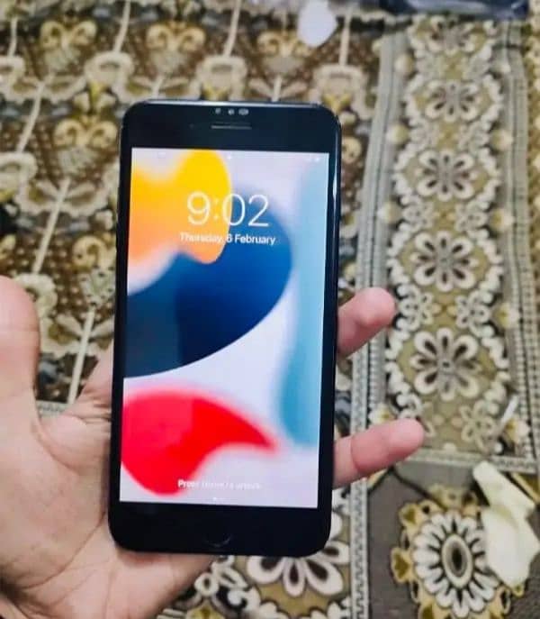 I phone 7 plus (256gb) 3