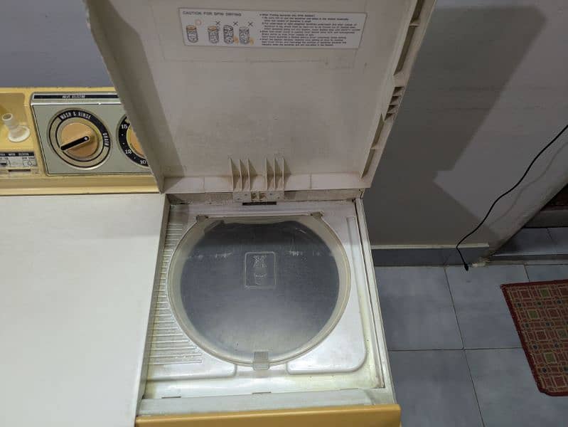 Original "General' Washing Machine and Dryer 3