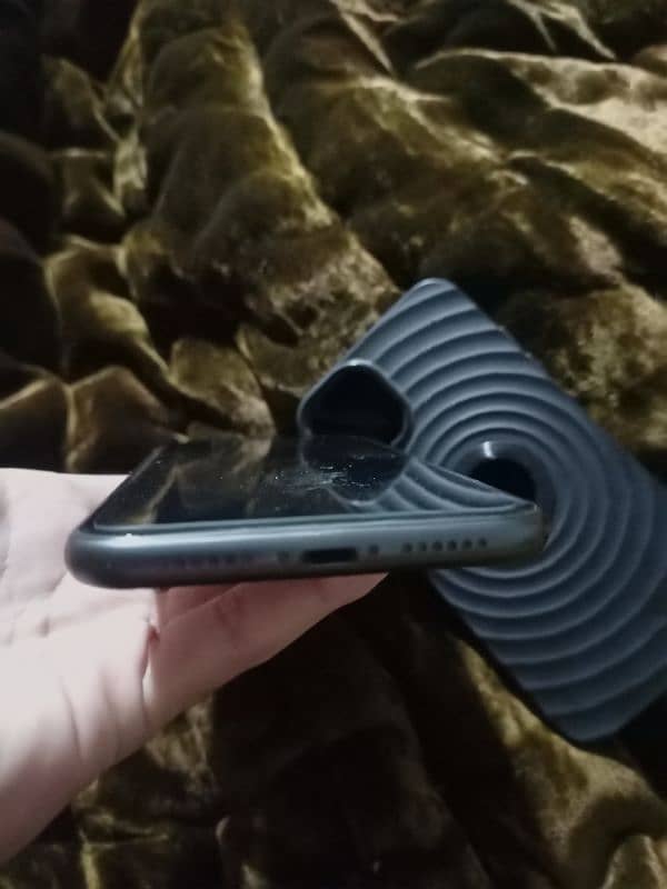 iPhone 11 JV 64 5