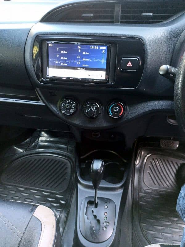 Toyota Vitz 2019 18