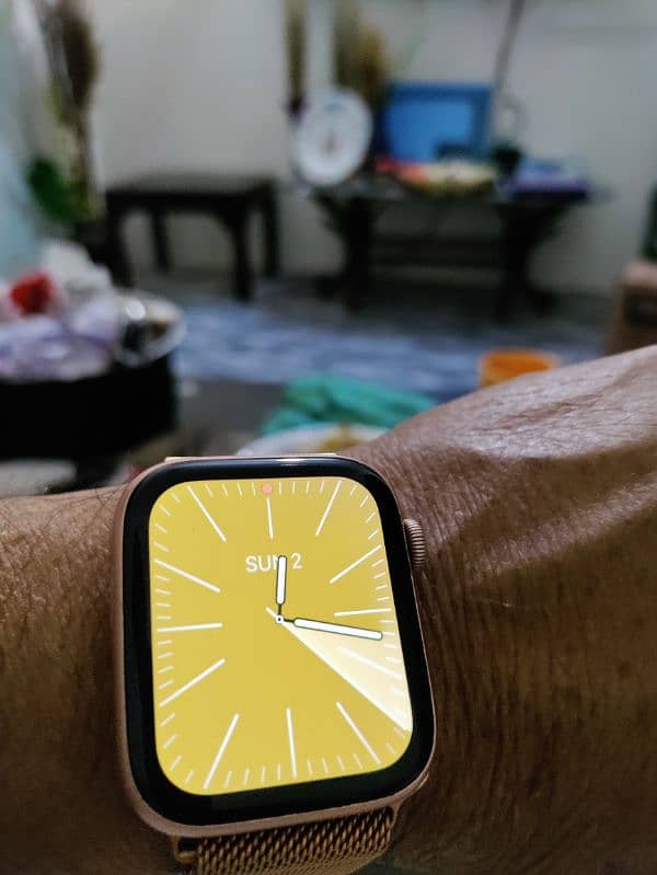 Apple watch series 5 1