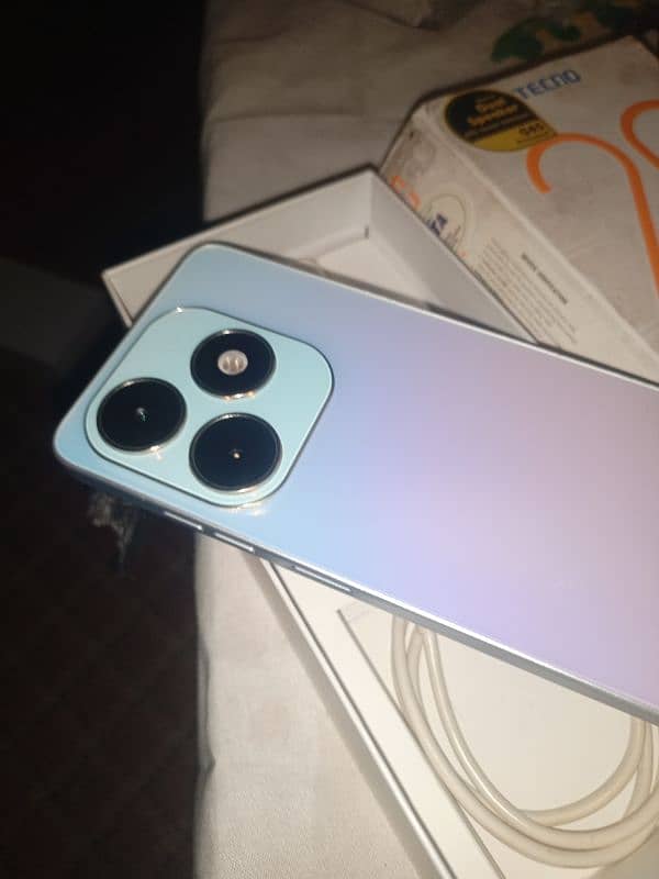 Tecno spark 20 good condition 0