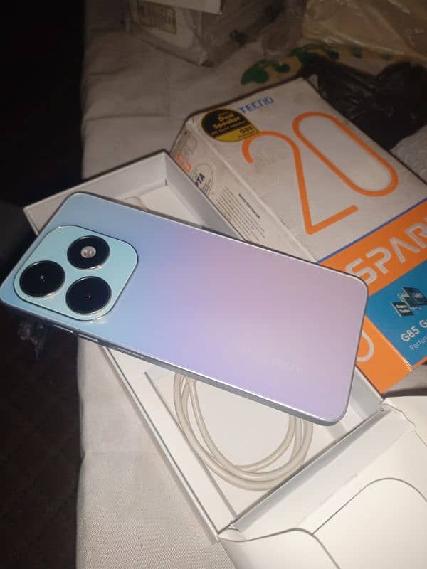 Tecno spark 20 good condition 6