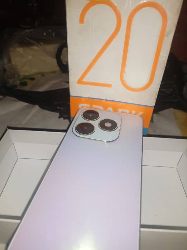 Tecno spark 20 good condition 8