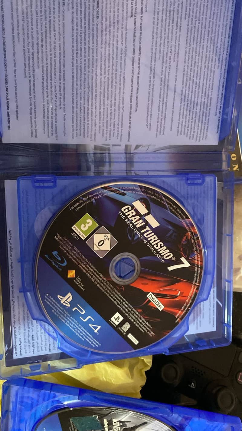 PS4 game cd 1