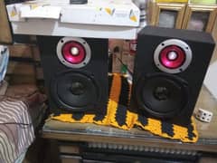 speakers