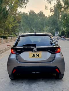 toyota Yaris back lights mint conditiin