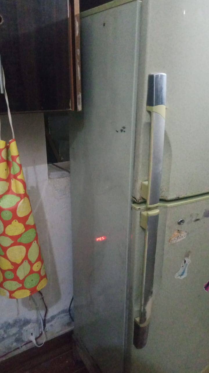 Pel fridge for sale contact 03114274432 1