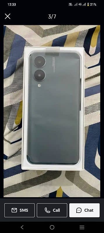 10/10 condition green colur 50 mp cam 6+6 ram 128 gb rom 2