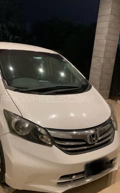 Honda Freed 2012